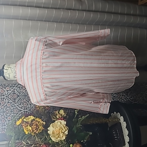 Foxcroft shaped  stripped button down blouse - Picture 7 of 9